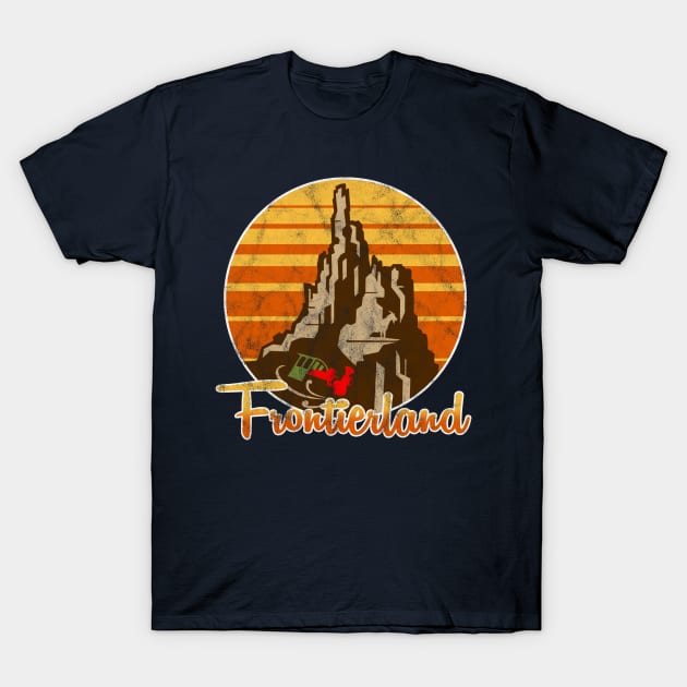 Frontierland / Big Thunder Mountain Vintage 70s (Distressed) T-Shirt by kruk